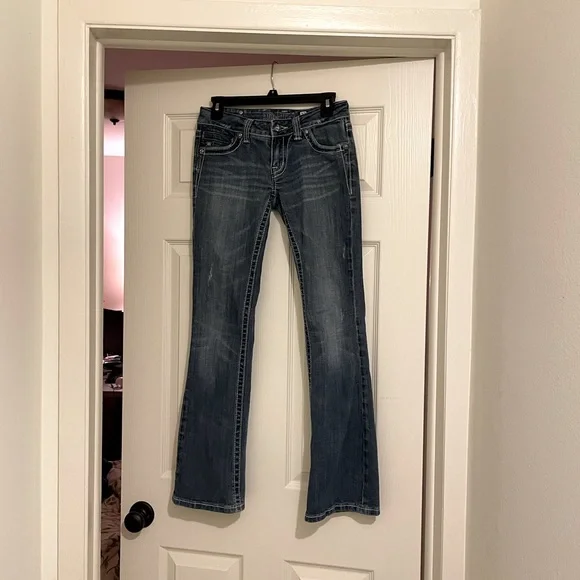 Miss Me Buckle Jeans - Picture 3 of 6